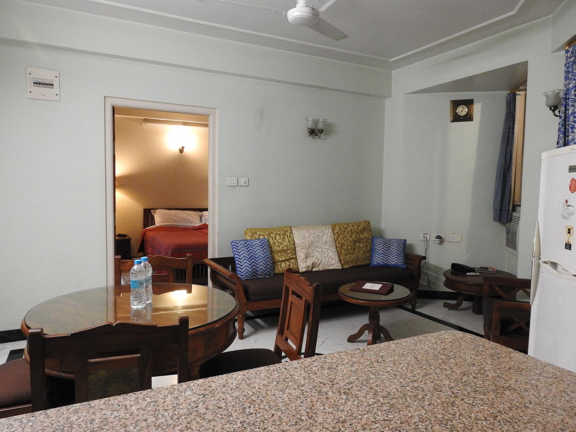 Om Niwas Suite Hotel Jaipur Eksteriør bilde